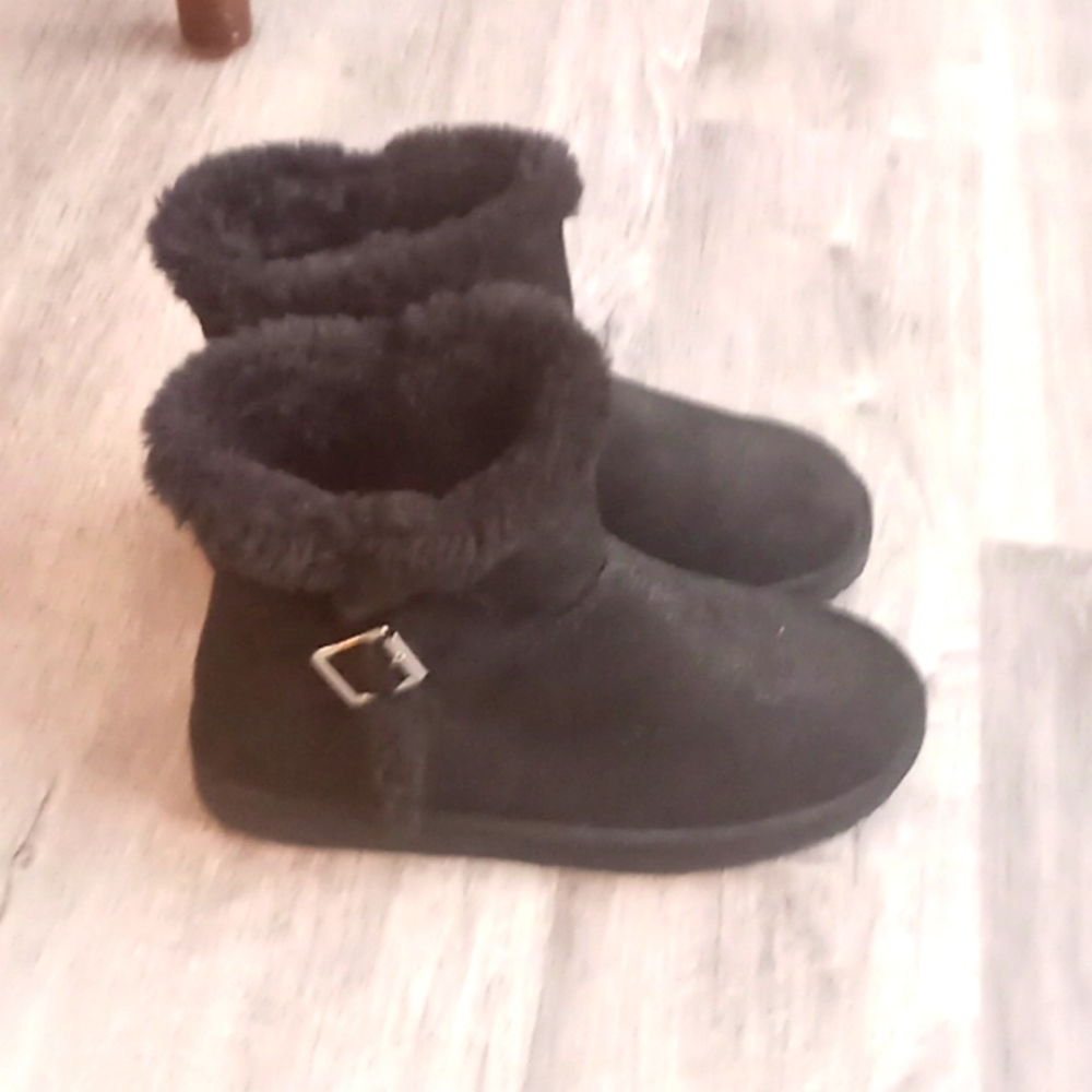 Womens  Black Boots Never Worn!!